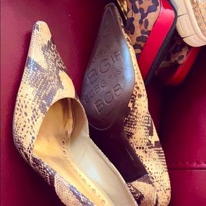 BGC girls . One of the best shoe in the world.